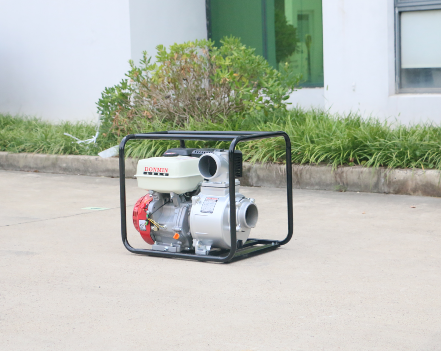 汽油（yóu）水泵（bèng）